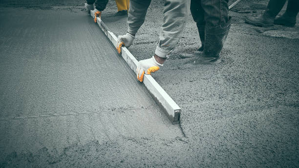 Best Concrete Installation Cost  in Center Hill, FL